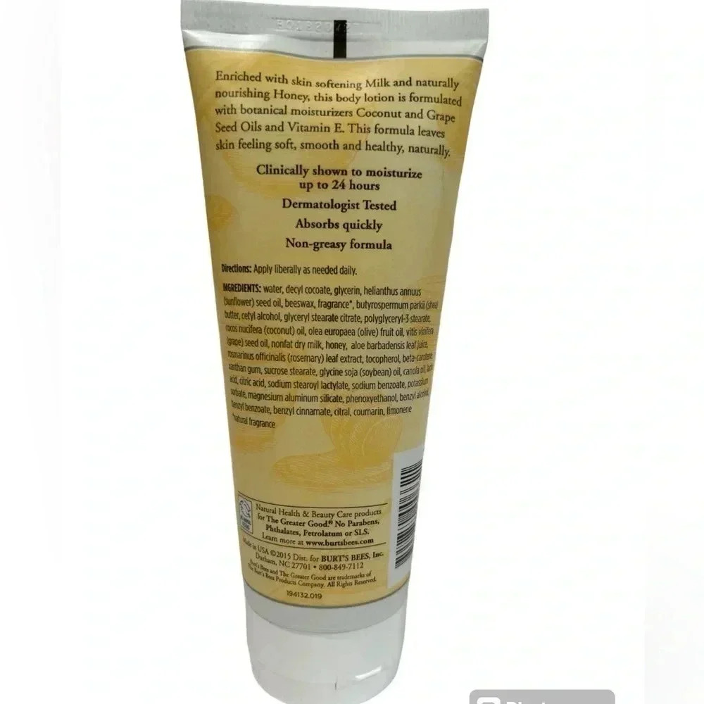 Burt’s Bees body lotion - 6oz - Picture 2 of 3